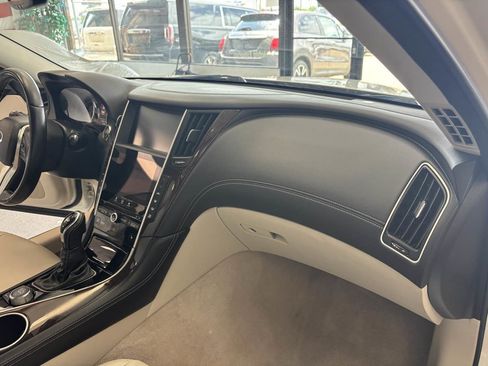Used 2019 INFINITI Q50 Luxe w/ Essential Package (3.0T Luxe) RWD image 15
