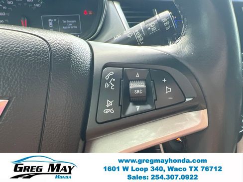 Used 2021 Chevrolet Trax LT w/ Premium Seat Package FWD image 25