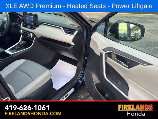 Used 2022 Toyota RAV4 XLE Premium AWD/4WD image 38