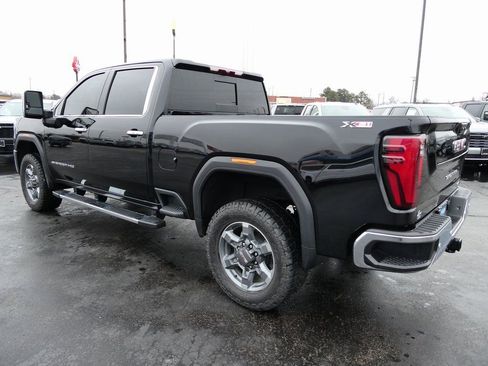 Certified 2025 GMC Sierra 2500 SLT w/ SLT Premium Package AWD/4WD image 7