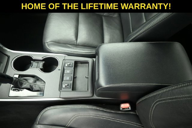 Used 2015 Toyota Camry XLE w/ Moonroof Package FWD image 28