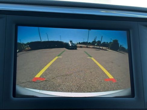 Used 2023 Chrysler Voyager LX FWD image 19