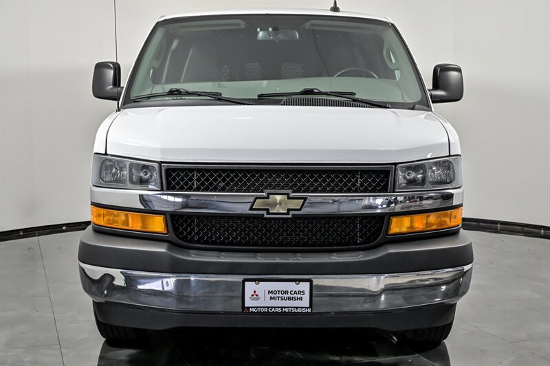 Used 2021 Chevrolet Express 2500 w/ Driver Convenience Package RWD image 4