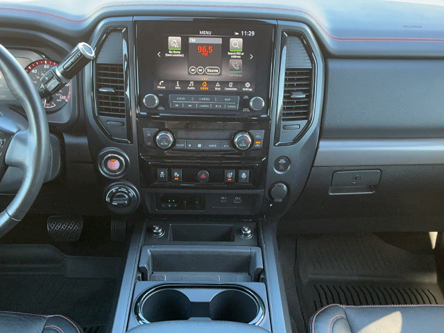 Used 2024 Nissan Titan PRO-4X w/ Pro-4x Convenience Package AWD/4WD image 17