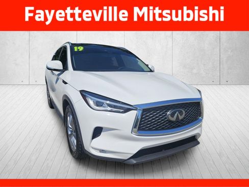Used 2019 INFINITI QX50 Luxe FWD image 3