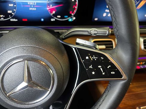 Used 2024 Mercedes-Benz GLE 350 4MATIC image 30