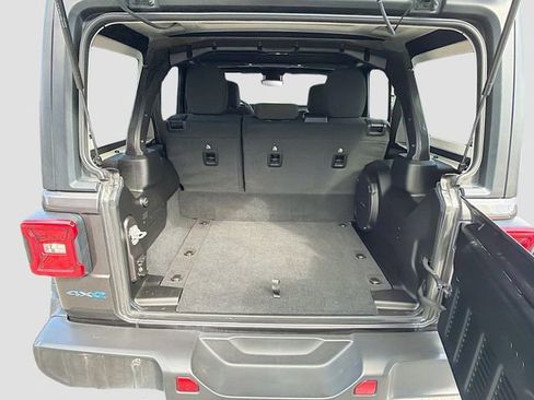 Used 2024 Jeep Wrangler Unlimited Rubicon 4xe w/ Technology Group image 26