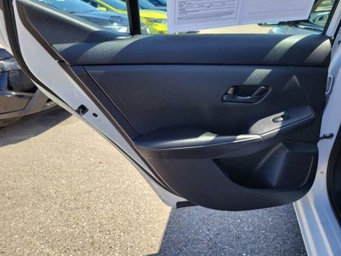 Certified 2025 Nissan Sentra SV FWD image 16