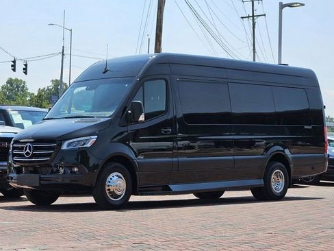New 2024 Mercedes-Benz Sprinter 3500 image 1