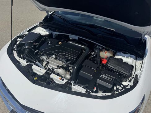Used 2019 Chevrolet Malibu LT FWD image 43