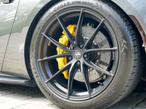 Used 2020 Ferrari 812 Superfast RWD image 48