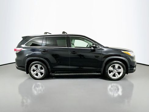 Used 2015 Toyota Highlander Limited image 4