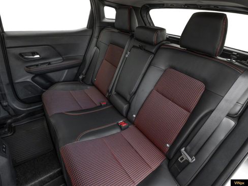 New 2026 Nissan Kicks SR AWD/4WD image 11