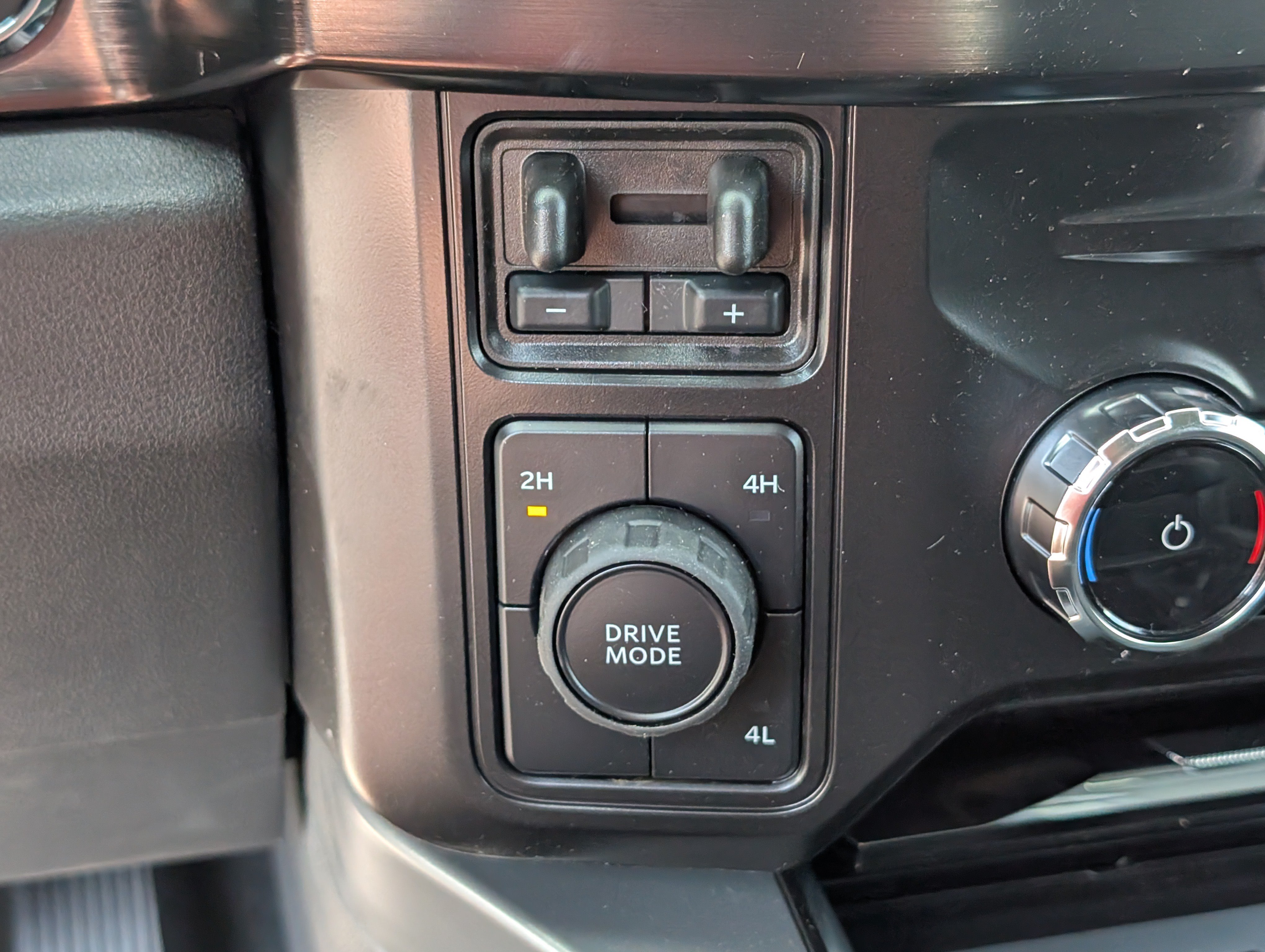 New 2026 Ford F450 Lariat AWD/4WD image 29