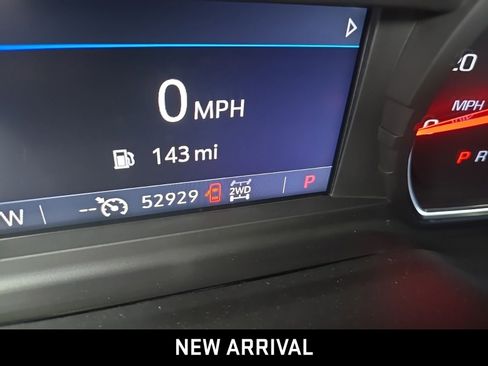 Used 2021 Chevrolet Silverado 1500 LT w/ Z71 Off-Road Package image 5