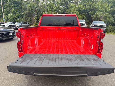 Used 2023 Chevrolet Silverado 1500 Custom AWD/4WD image 9