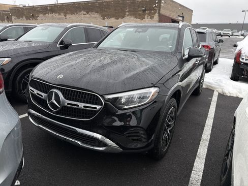 New 2026 Mercedes-Benz GLC 300 4MATIC image 3