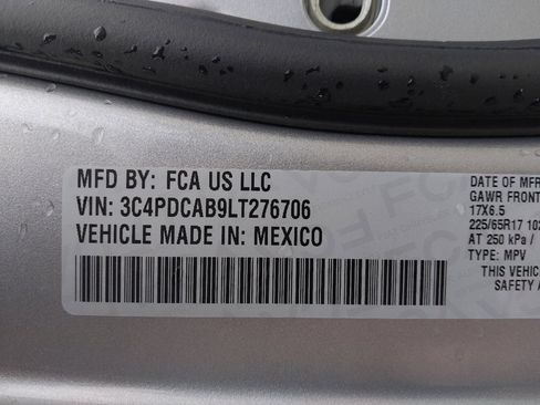 Used 2020 Dodge Journey SE w/ SE Popular Equipment Group FWD image 33