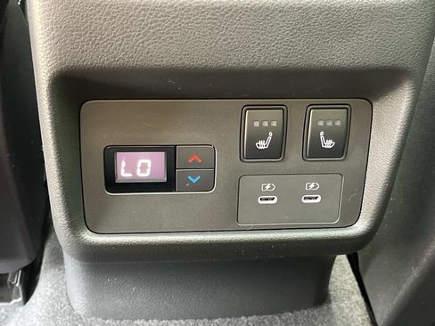 New 2026 Nissan Rogue Platinum w/ Platinum Premium Package AWD/4WD image 17