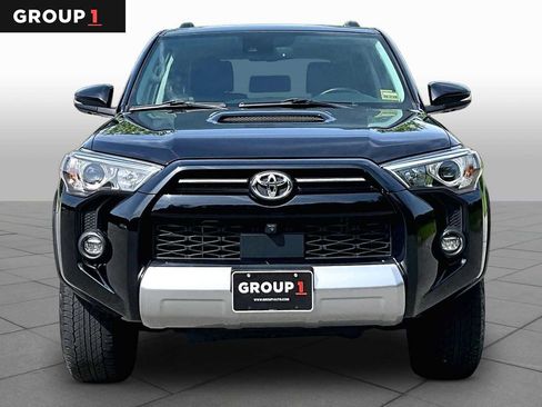 Certified 2024 Toyota 4Runner TRD Off-Road Premium w/ Off Road Premium Plus Package AWD/4WD image 4