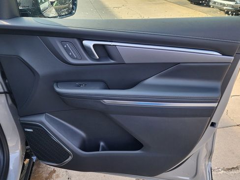 New 2026 Buick Enclave Sport Touring w/ Super Cruise Package image 39