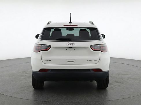 Used 2025 Jeep Compass Limited AWD/4WD image 7