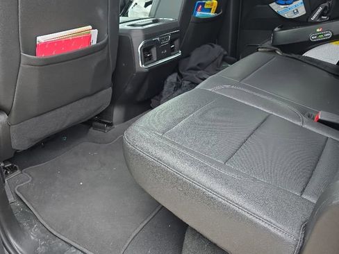 Used 2024 GMC Sierra 2500 SLT w/ SLT Convenience Package AWD/4WD image 7
