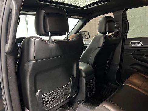 Used 2020 Jeep Grand Cherokee Altitude AWD/4WD image 45