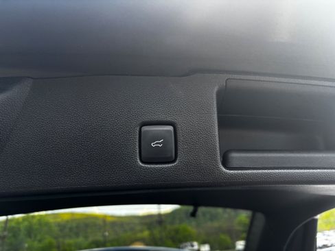 Used 2022 Ford Escape SE w/ Convenience Package AWD/4WD image 9