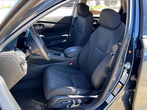 Used 2025 Honda Accord SE image 8