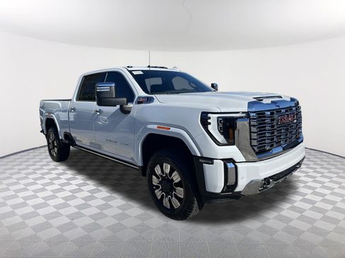 New 2026 GMC Sierra 2500 Denali w/ Denali Reserve Package image 3
