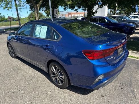 Used 2023 Kia Forte LXS FWD image 11