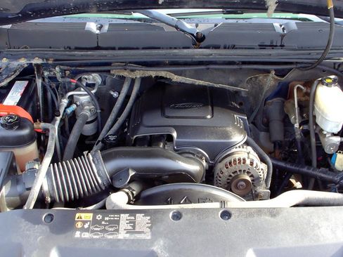 Used 2009 Chevrolet Silverado 2500 W/T AWD/4WD image 11