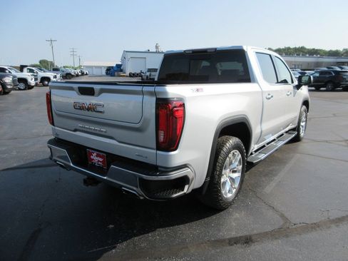 Certified 2021 GMC Sierra 1500 SLT w/ SLT Premium Package AWD/4WD image 8