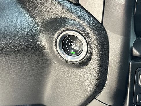 Used 2024 Chevrolet Silverado 2500 Custom w/ Custom Value Package image 27