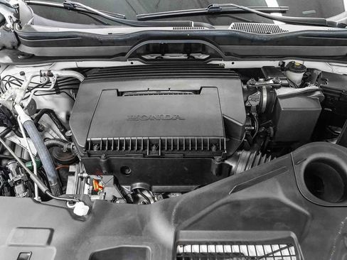 Used 2024 Honda Pilot Elite image 28