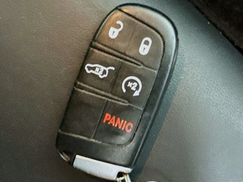 Used 2018 Jeep Grand Cherokee Limited RWD image 37