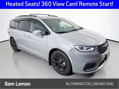 Used 2022 Chrysler Pacifica Touring-L w/ S Appearance Package FWD image 1