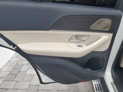 Used 2021 Mercedes-Benz GLE 450 4MATIC image 12