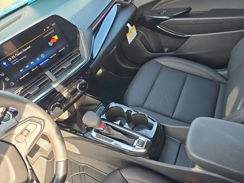 New 2026 Chevrolet Trax RS w/ Sunroof Package FWD image 17