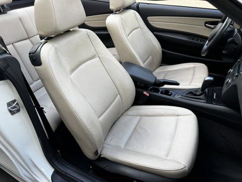 Used 2013 BMW 128i Convertible image 19