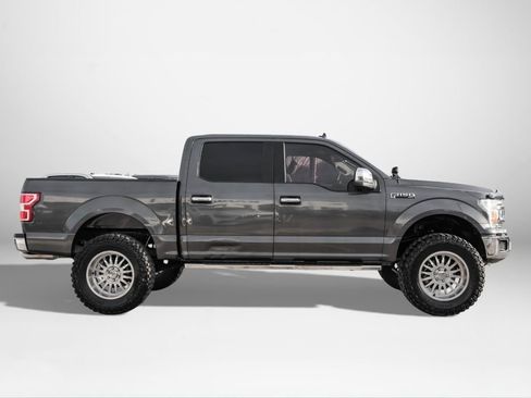 Used 2019 Ford F150 XLT image 5
