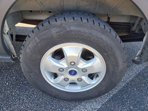 Certified 2018 Ford Transit 350 XLT image 24