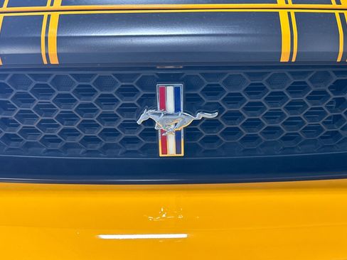 Used 2013 Ford Mustang Boss 302 w/ Boss 302 Accessory Pkg RWD image 41