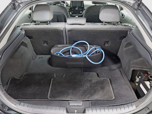 Used 2020 Hyundai Ioniq SE image 30