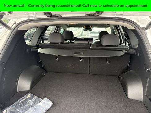 Used 2023 Hyundai Santa Fe SEL w/ Cargo Package AWD/4WD image 4