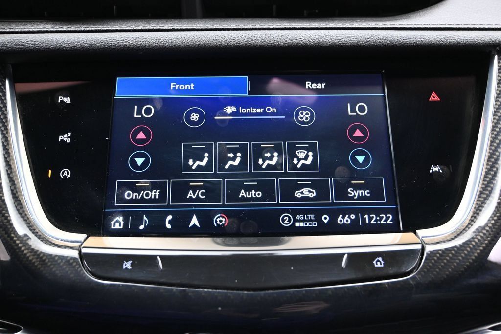 Used 2024 Cadillac XT6 Sport w/ LPO, Onyx Lite Package AWD/4WD image 44