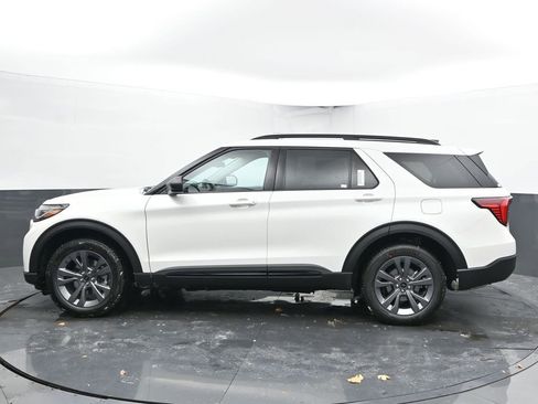 New 2026 Ford Explorer Active w/ Active Comfort Package image 7