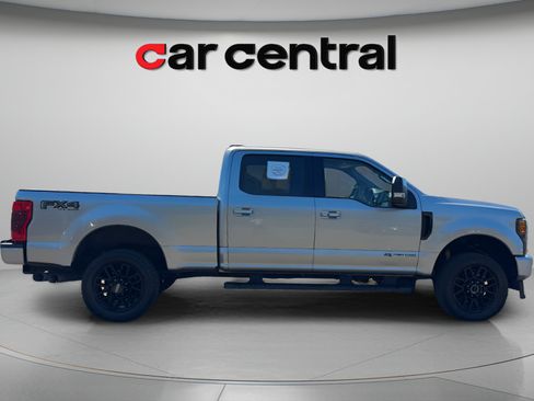 Used 2020 Ford F350 Lariat AWD/4WD image 6