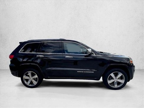 Used 2015 Jeep Grand Cherokee Overland AWD/4WD image 3